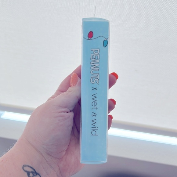 *NEW* Peanuts x Wet n Wild 3 Piece Multi-stick Set - Picture 6 of 6